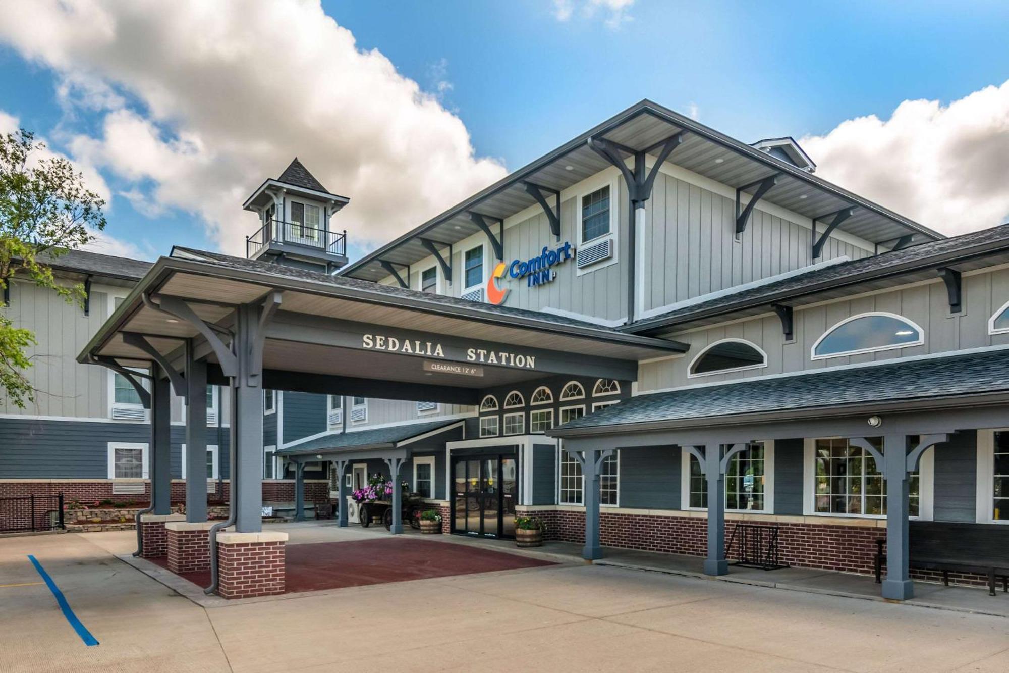 Comfort Inn Sedalia Station Exterior photo